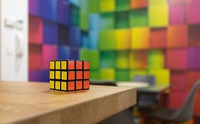 Downtown Cube Apartment
