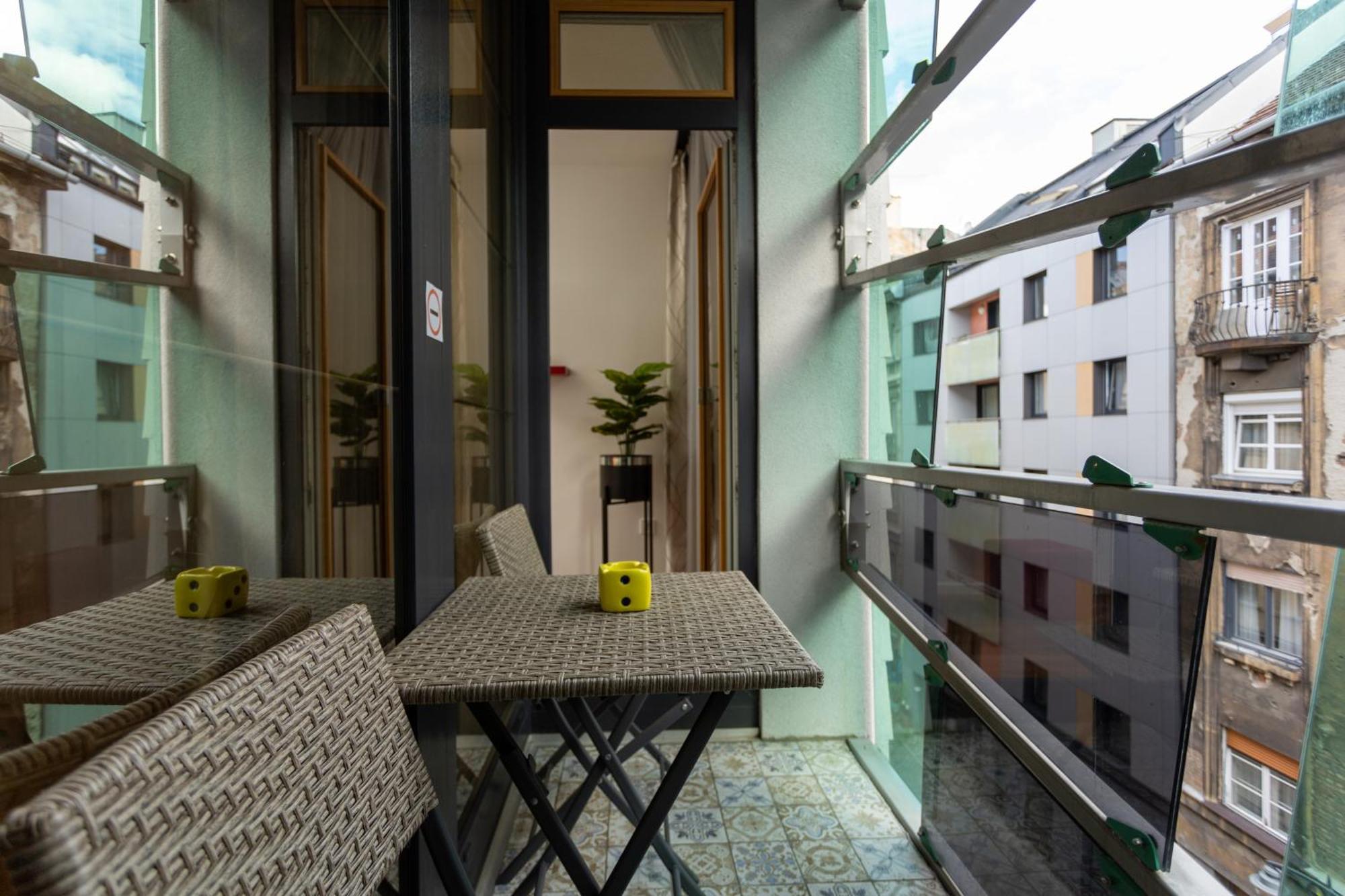 Downtown Cube Apartment Budapeszt Zewnętrze zdjęcie